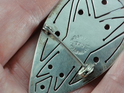 Vintage Signed Danny`s Sterling Silver Abalone Carved Mask Face Pin Brooch Mexic