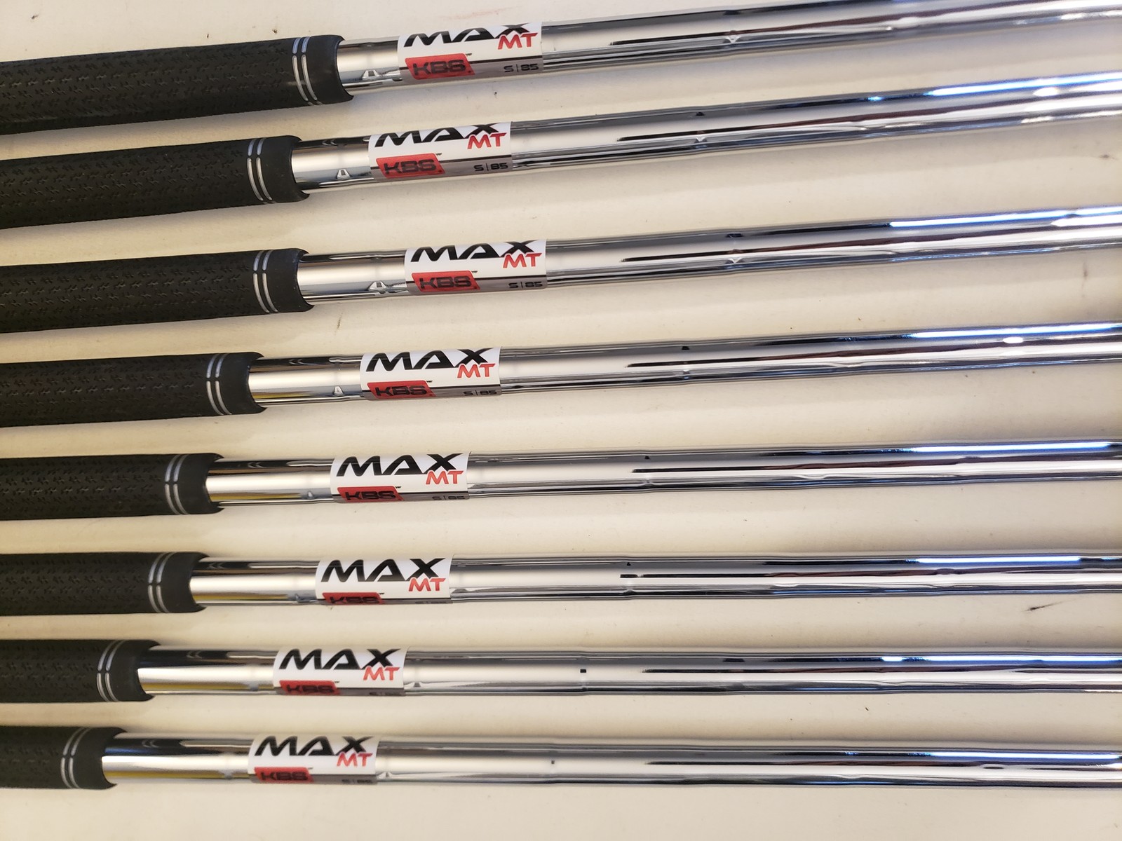 New TaylorMade Stealth HD Iron Set (5-PW, AW, SW) 8 Irons - KBS MAX MT 85 Stiff