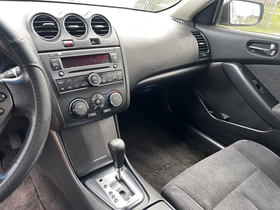 image 11 of interior