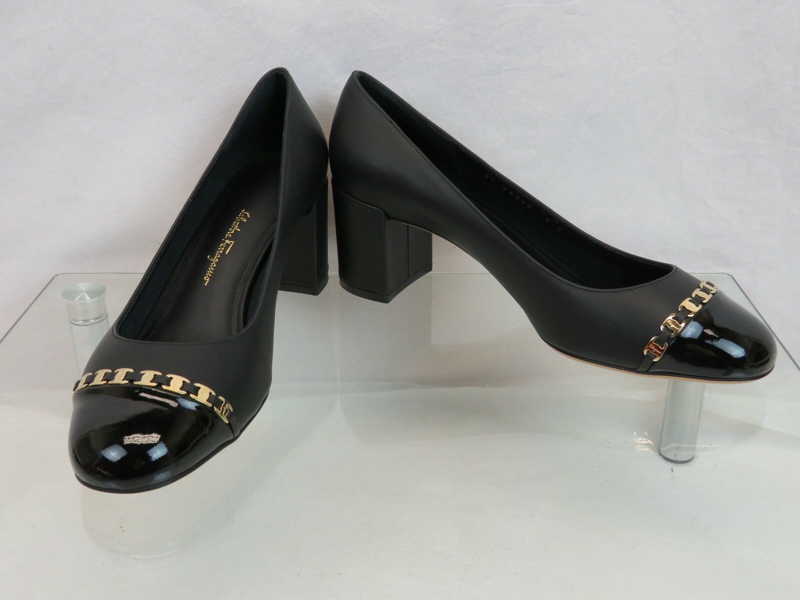 Pre-owned Ferragamo Avella Black Leather Gold Gancini Chain Patent Cap Toe Pumps 8.5 C