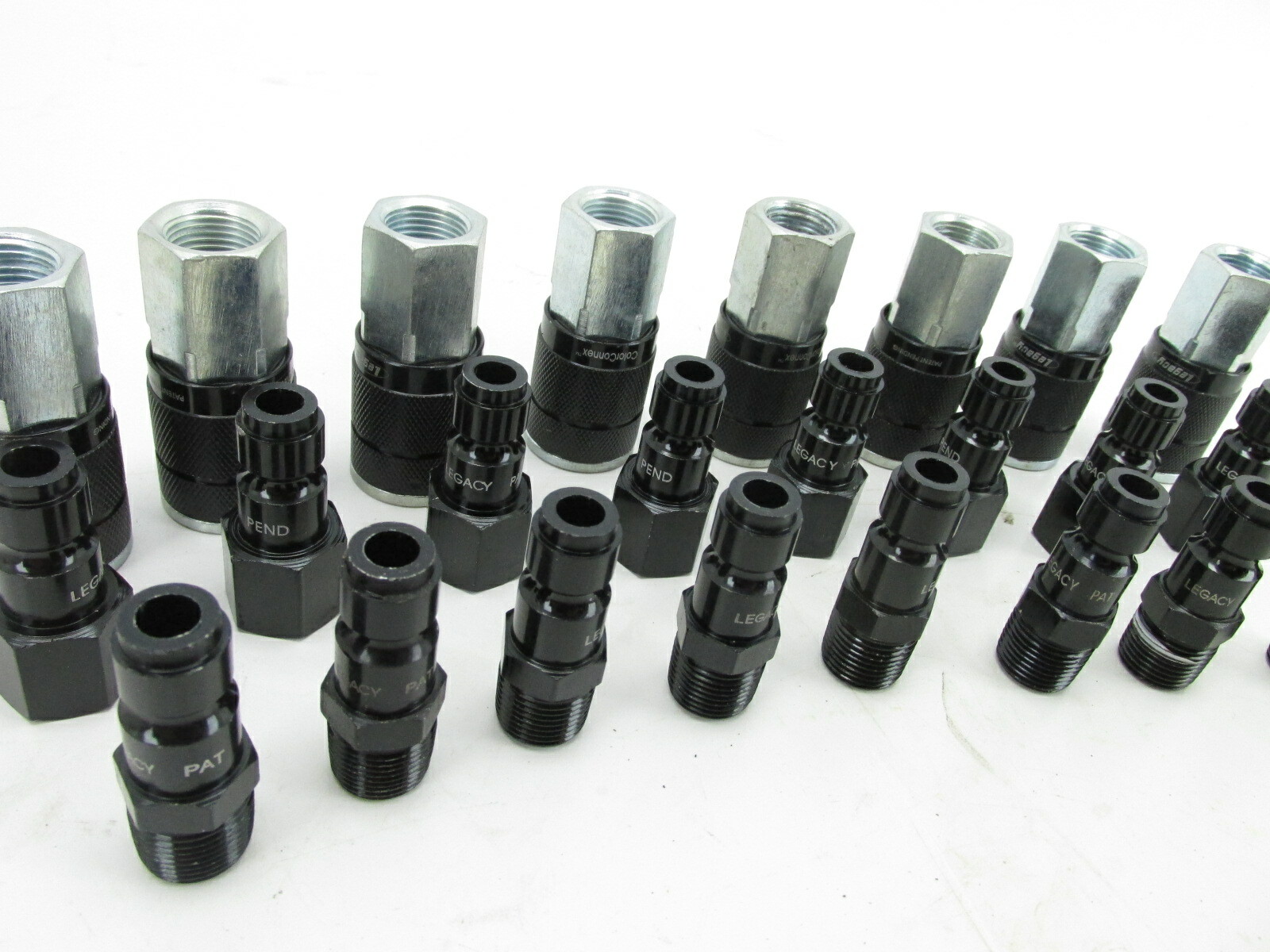 Legacy  Color Connex Type  Black Coupler and Plug Kit 561-39