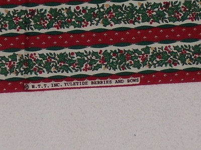 VTG NTT Christmas Floral Stripe Fabric Yuletide Berries & Bows 1 Yard