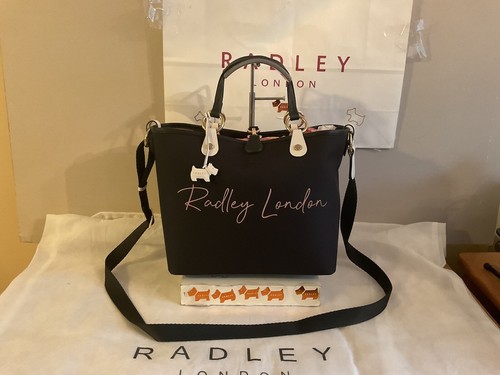 RADLEY ミディアムオープントップトート Radley London Addison Gardens Responsible Open Top Tote Bag