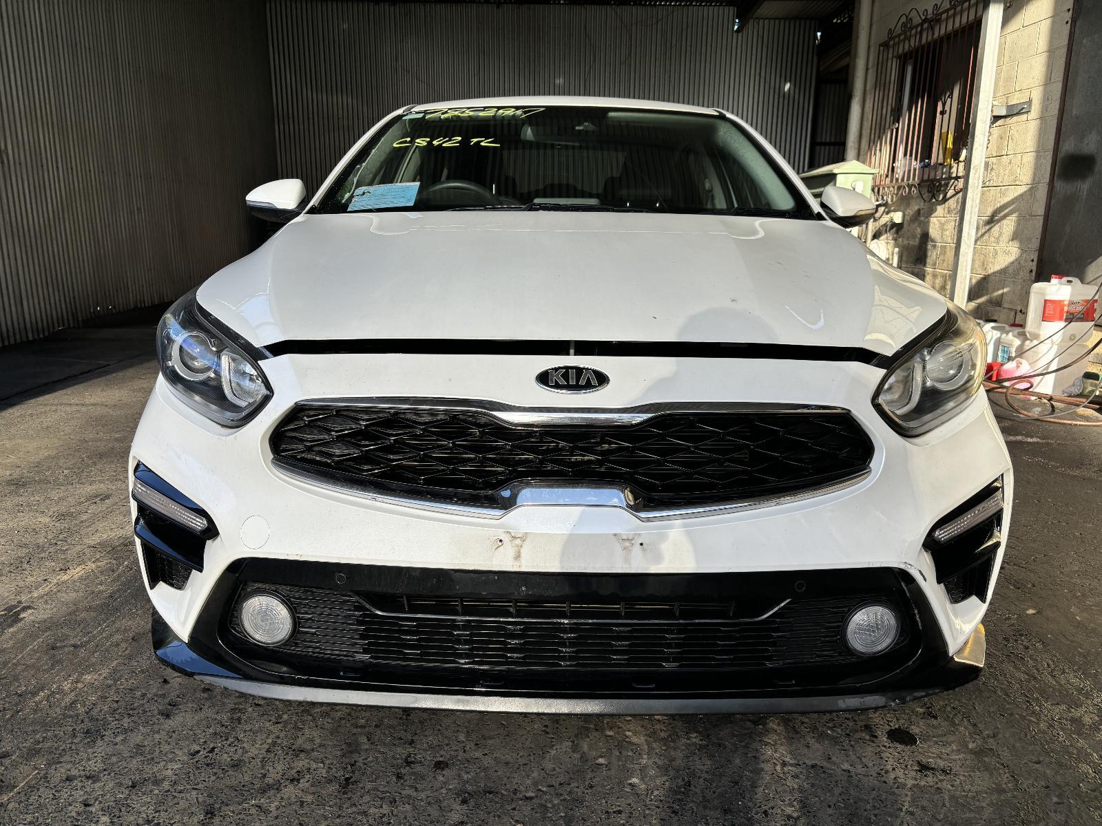 2019 Kia Cerato LEFT FRONT LOWER CONTROL ARM BD SEDAN/HATCH 04/18- 18 19 20 21 22 2 image 4