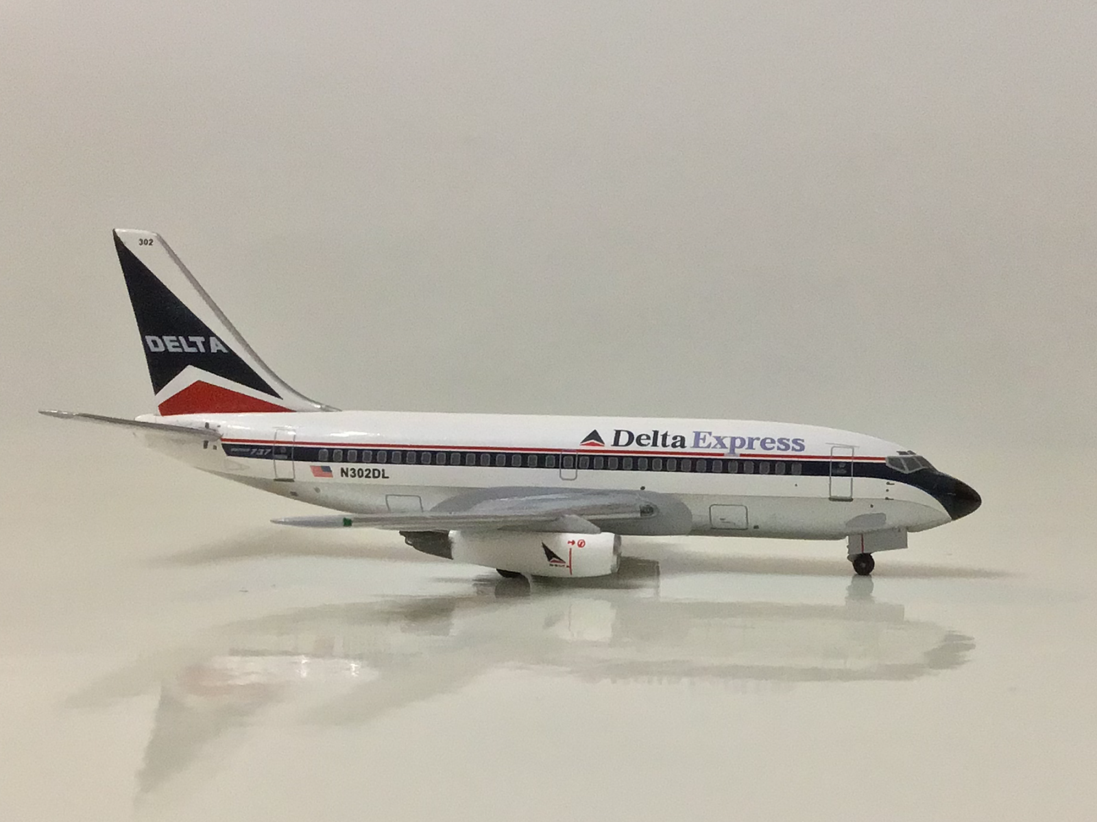 Boeing 737-400 Virgin Blue 限定版 1:200 Virgin Blue 737-800 VH-VOG Gemini Jets 1:400 – Airline