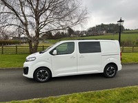 VAUXHALL VIVARO 3000 2.0D 180PS ELITE AUTO L1H1 SWB CREW VAN 69 REG 61,700 MILES