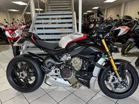 Ducati Streetfighter V4 SP 2022