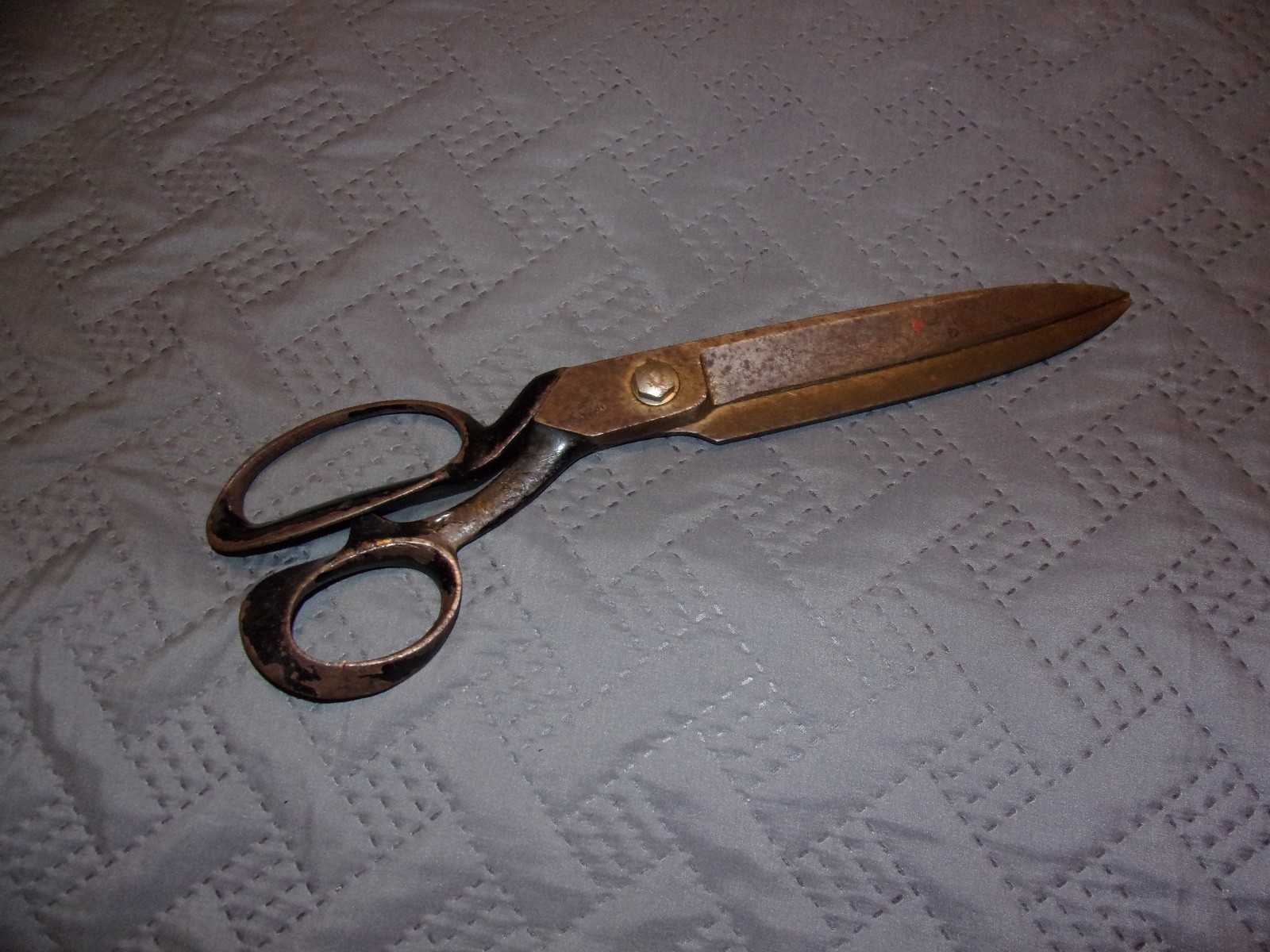 WOW Vintage WISS INLAID TAILOR'S SHEARS SCISSORS LARGE 12.5