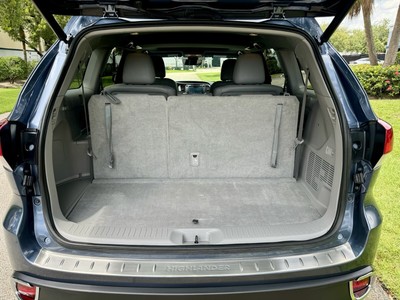 image 7 of interior