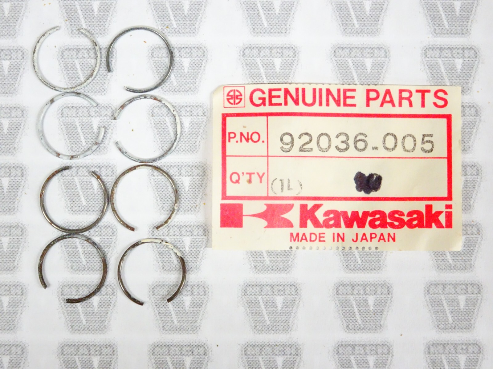 のん Kawasaki NOS NEW 92027-1168 Brake Pedal Collar KL KX KAF KDX