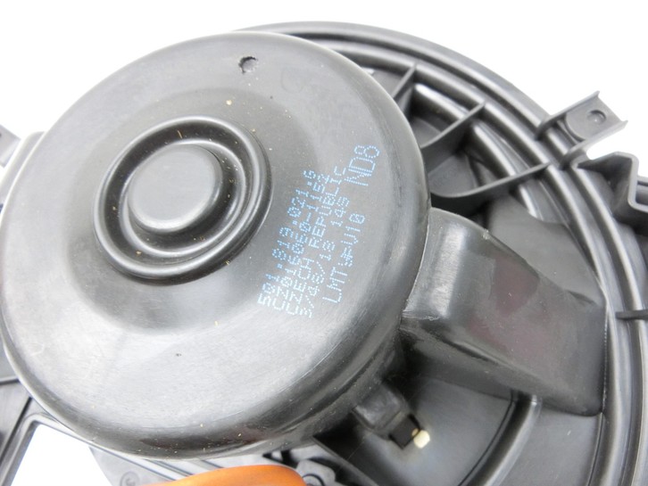 Skoda Octavia III 5E 12-17 Gebläsemotor Lüftermotor Heizungsgebläse Skoda Octavia III 5E 12-17 04.12.2018... Bild 4