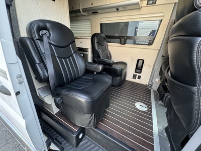 image 3 of interior