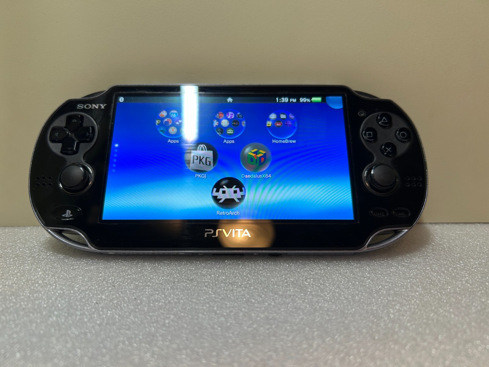 PS Vita 1000 OLED, Overclocked, SD2VITA 256GB Mod ded