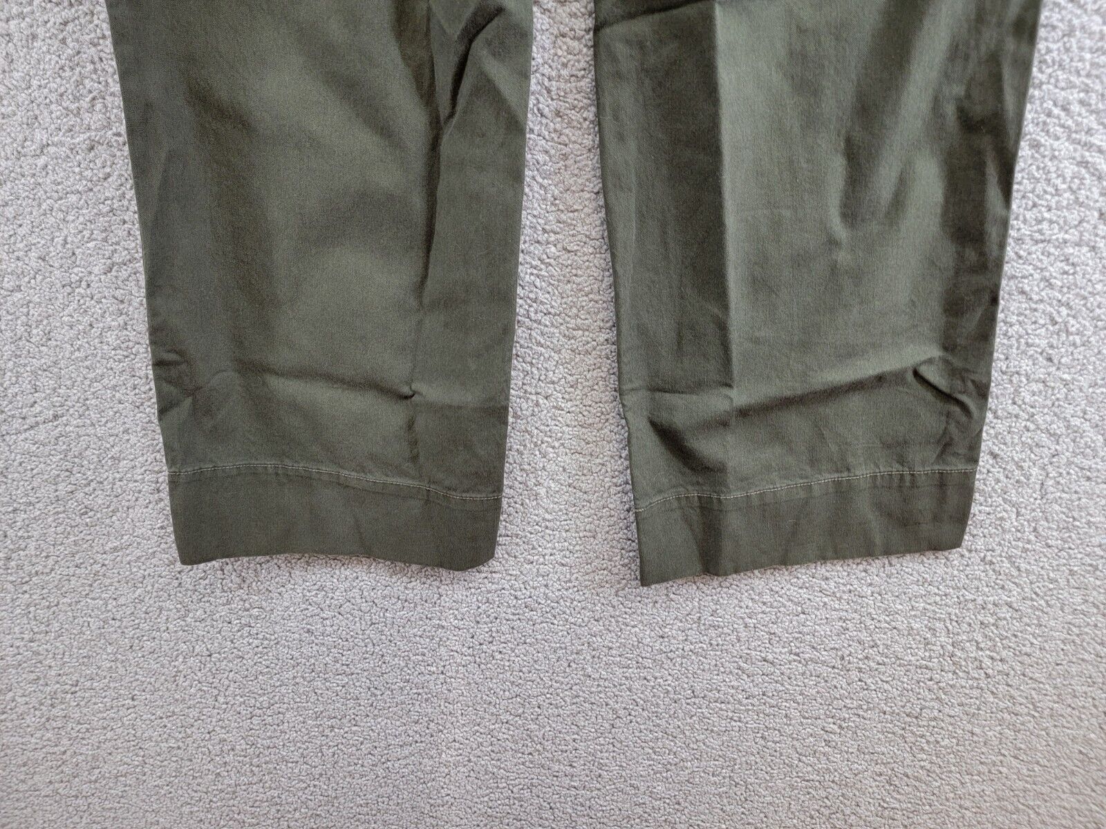 Velvet By Graham & Spencer Cropped Wide Leg Pants Women's 8 Locust Green Solid - Picture 14 of 18