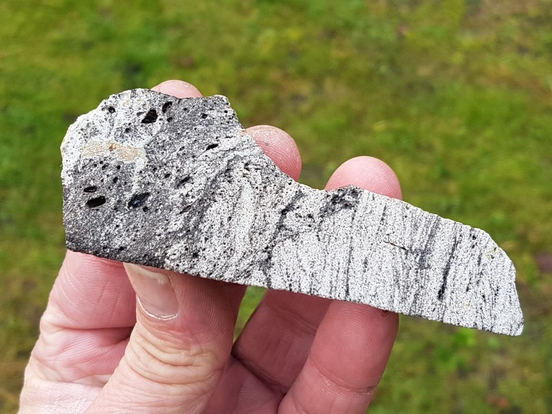 Suevite Du CratÃ¨Re Rubielos De La Cerida 70gr Impactite Breche Meteorite Breccia