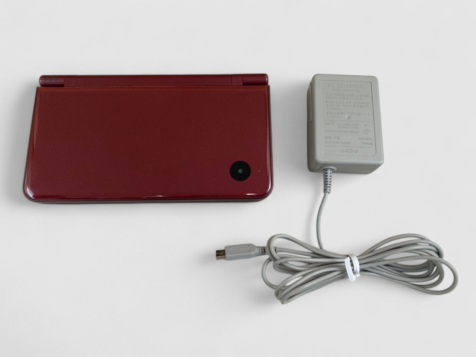 Nintendo DSi LL Burgundy/Wine Red GOOD CONDITION Japanese Nintendo DSi LL Burgundy/Wine Red GOOD CONDITION Japanese