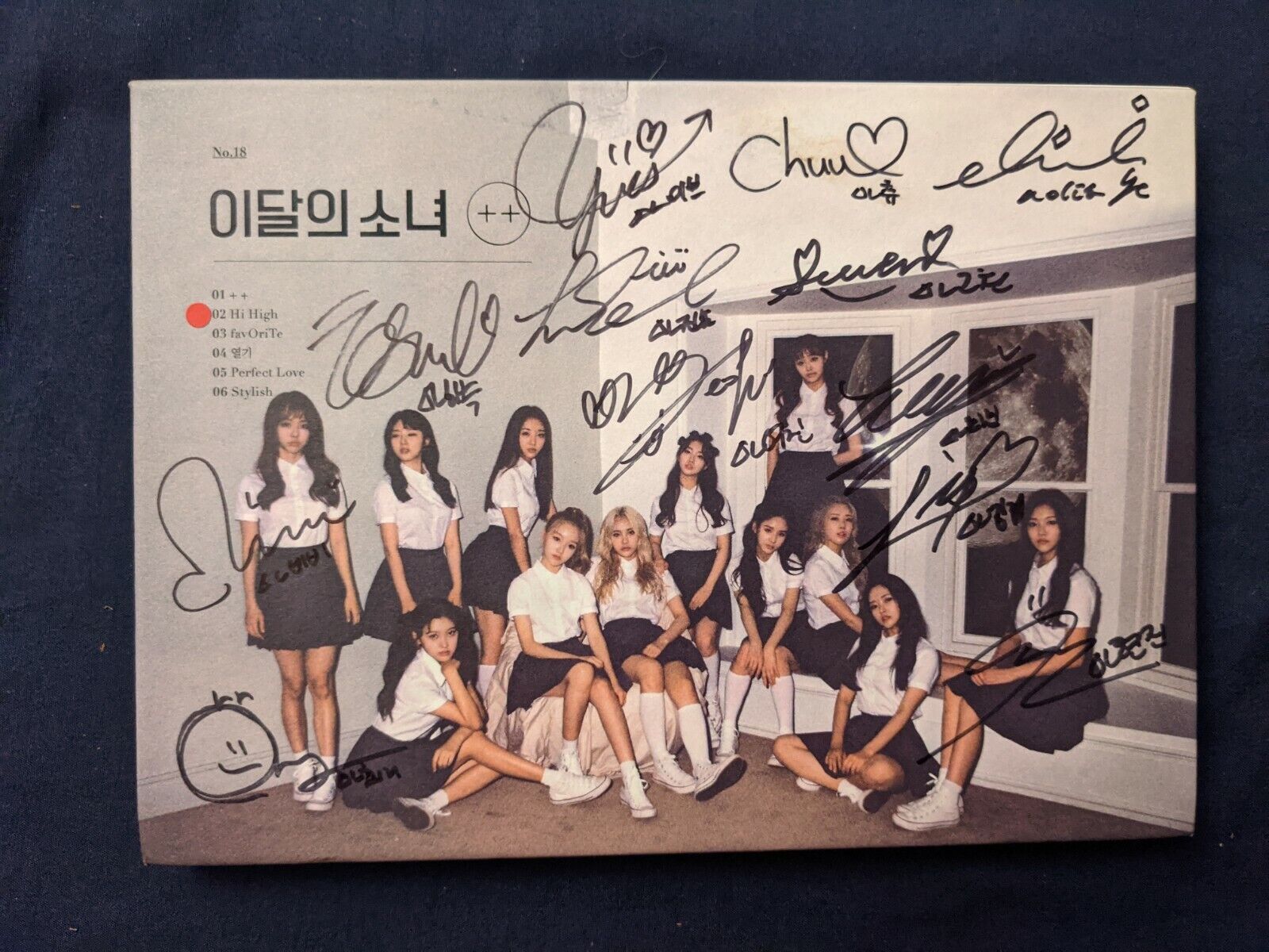 Signed PROMO LOONA - ++ Mini Album CD - KPOP (LOOΠΔ) | eBay Signed PROMO LOONA - ++ Mini Album CD - KPOP (LOOΠΔ) | eBay