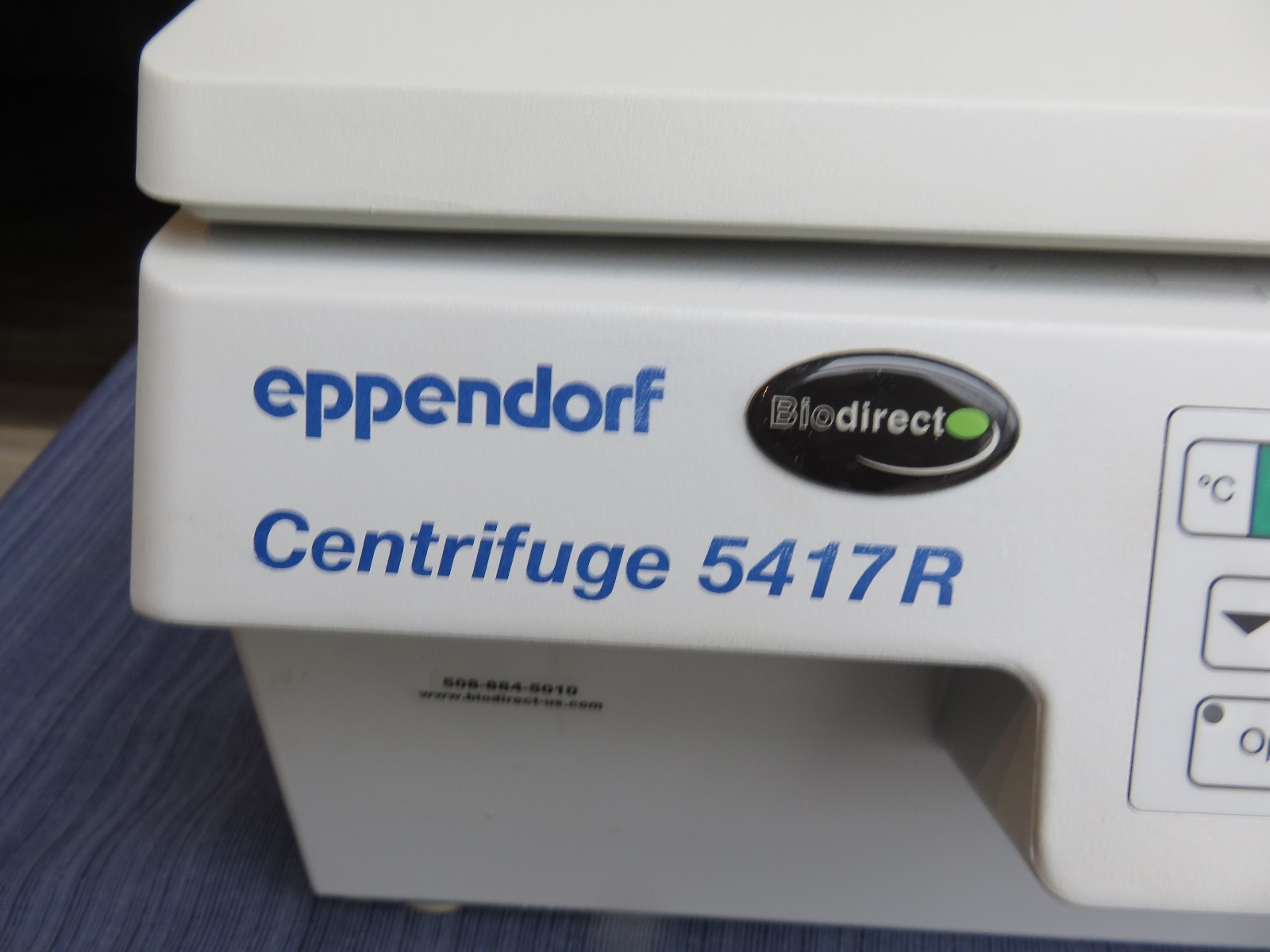 Eppendorf 5417R Refrigerated Centrifuge w/ Rotor F45-30-11 + Lid 16,400 rpm