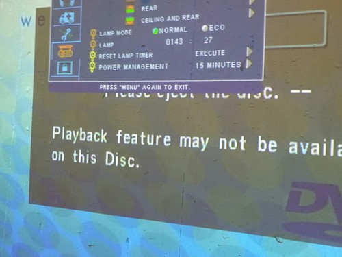 Boxlight  X32NST LCD Short Throw Projector w/ 143 hours used HDMI