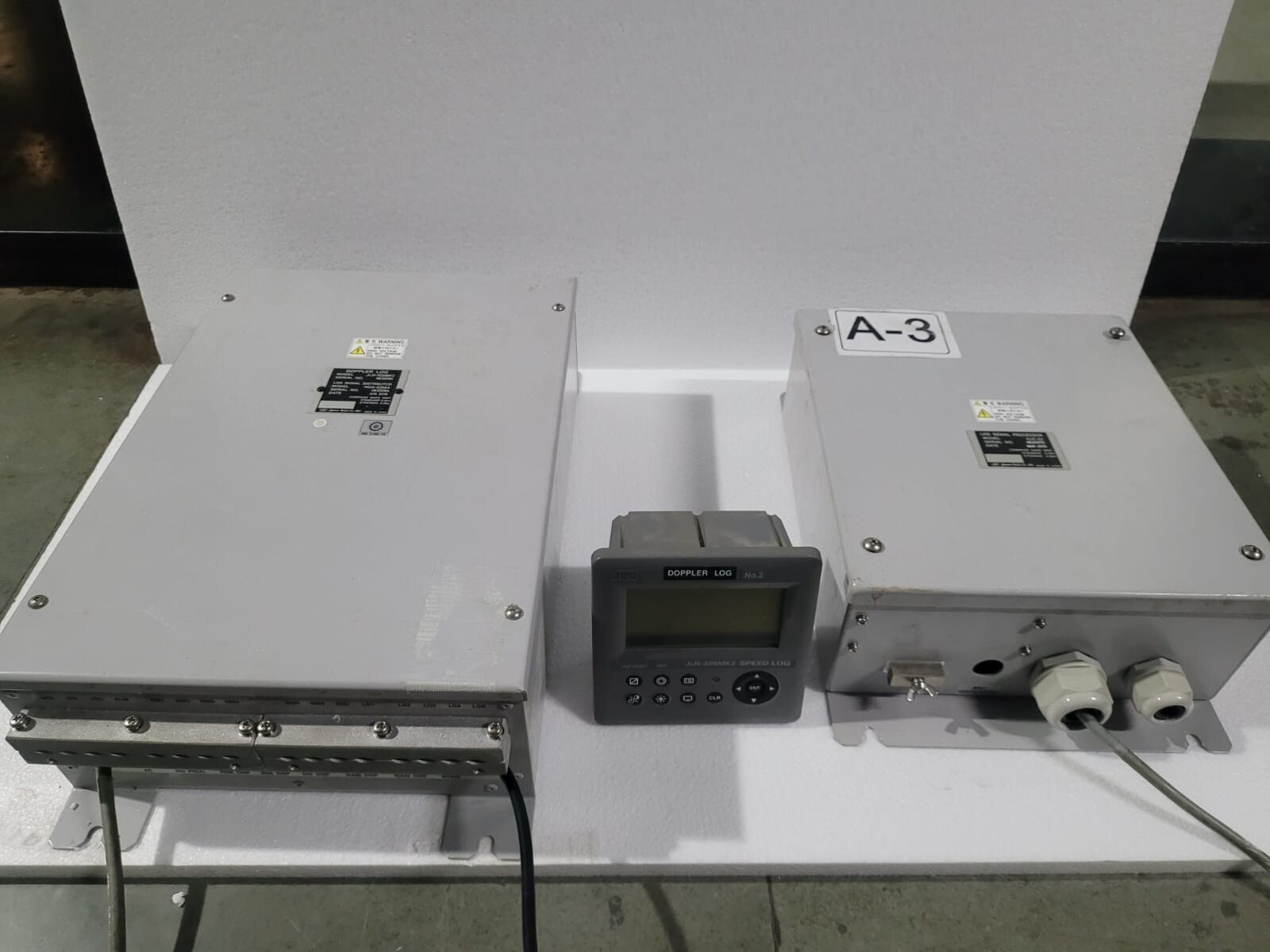 JRC LORAN RECEIVER NCD-324/JNA-205？？ジャンク JRC LORAN RECEIVER NCD-324/JNA-205？？ジャンク - メルカリ