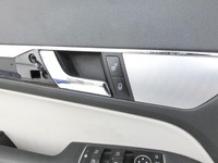 Mercedes A207 E250 10-13 Cabrio Türverkleidung Türpappe Links Vorne Mercedes A207 E250 10-13 31.08.2010 A2077200070... Vorschau 5