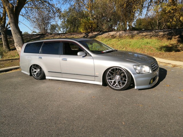 Stagea nissan 2003