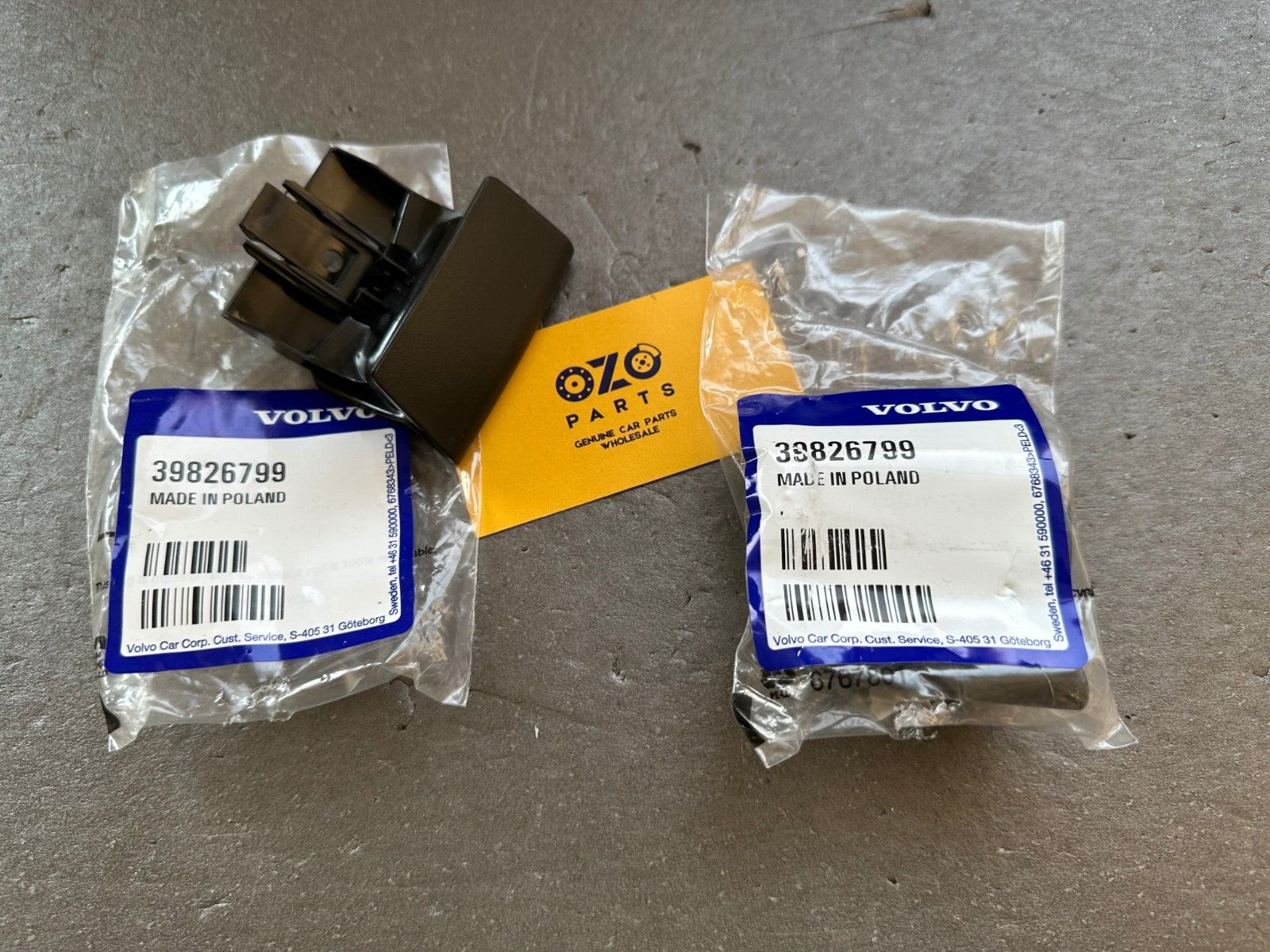 ベルエポック　2016 Genuine Volvo XC90 2016- Back Seat Release Handle 39826799
