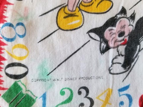 VINTAGE WALT DISNEY DONALD DUCK & PINOCCHIO AT SCHOOL HANDKERCHIEF