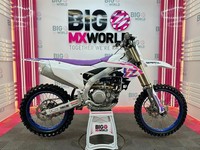 Yamaha YZF 450 2024 - 68 Hours - XTrig PHDS bar mounts & RFX Wavey Rear Disc