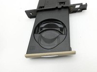 BMW E91 318D LCi 08-13 Kombi Becherhalter Getränkehalter Rechts BMW E91 318D LCi 08-13 04.04.2011 7974437... Vorschau 4