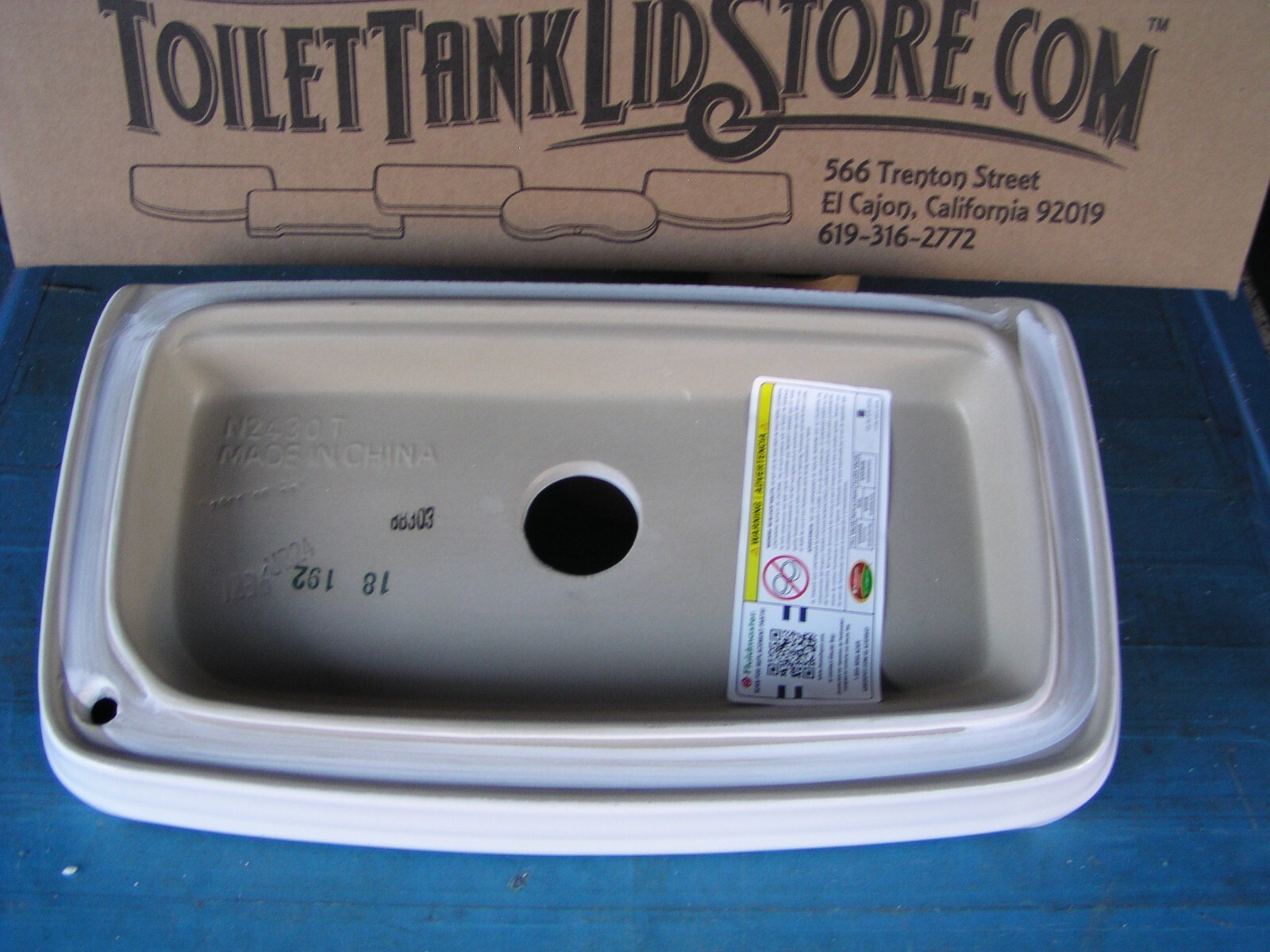 Glacier Bay N2430T WHITE  Toilet Tank Lid fits 635-678 tanks N2430TL NEW 18B