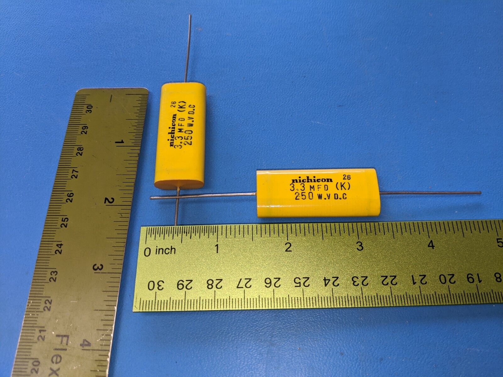 10 pcs Capacitor , 3.3uF 3.3mF, 250V Metal Poly Film, Axial 10 pcs Capacitor , 3.3uF 3.3mF, 250V Metal Poly Film, Axial