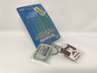 2005 Nintendo - History Keychain - Famicom Nes & Super Mario Bros. 3 - Very Rare