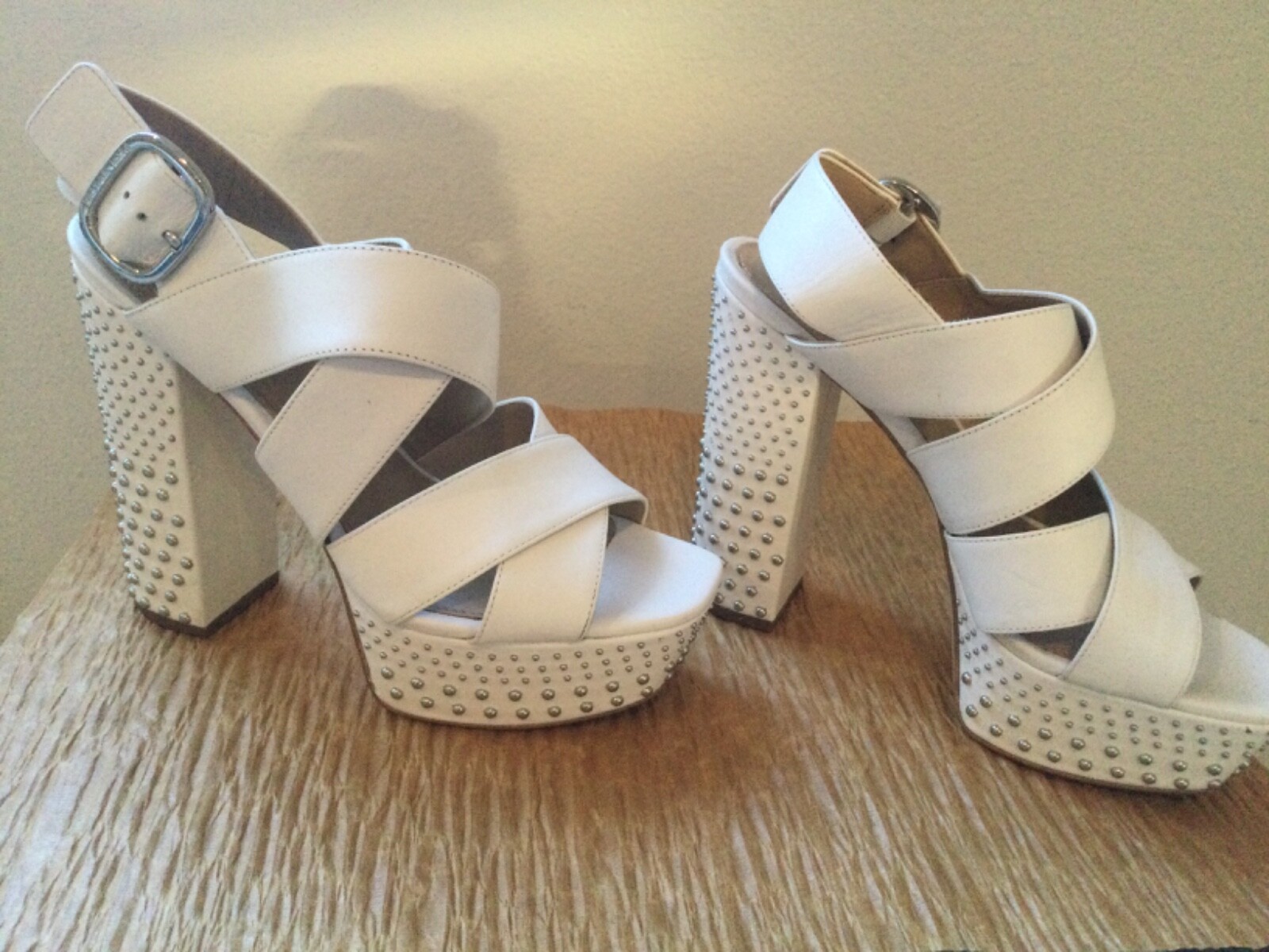 *MICHAEL KORS*レザー エスパドリーユ オフホワイト Michael Kors white platform shoes with studded heels, Size 6