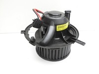 Audi A3 8P QU 10-12 Gebläsemotor Lüftermotor Heizungsgebläse Audi A3 8P QU 10-12 31.01.2011 F998886K 1K1820015J... Vorschau 5