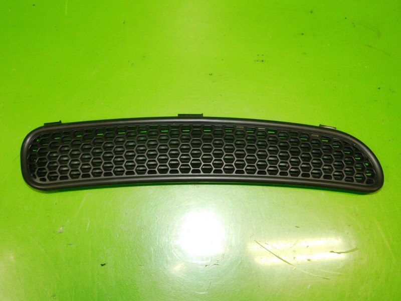 02-06 Mini Cooper S R53 OEM 7122506 passenger right cowl grille insert panel