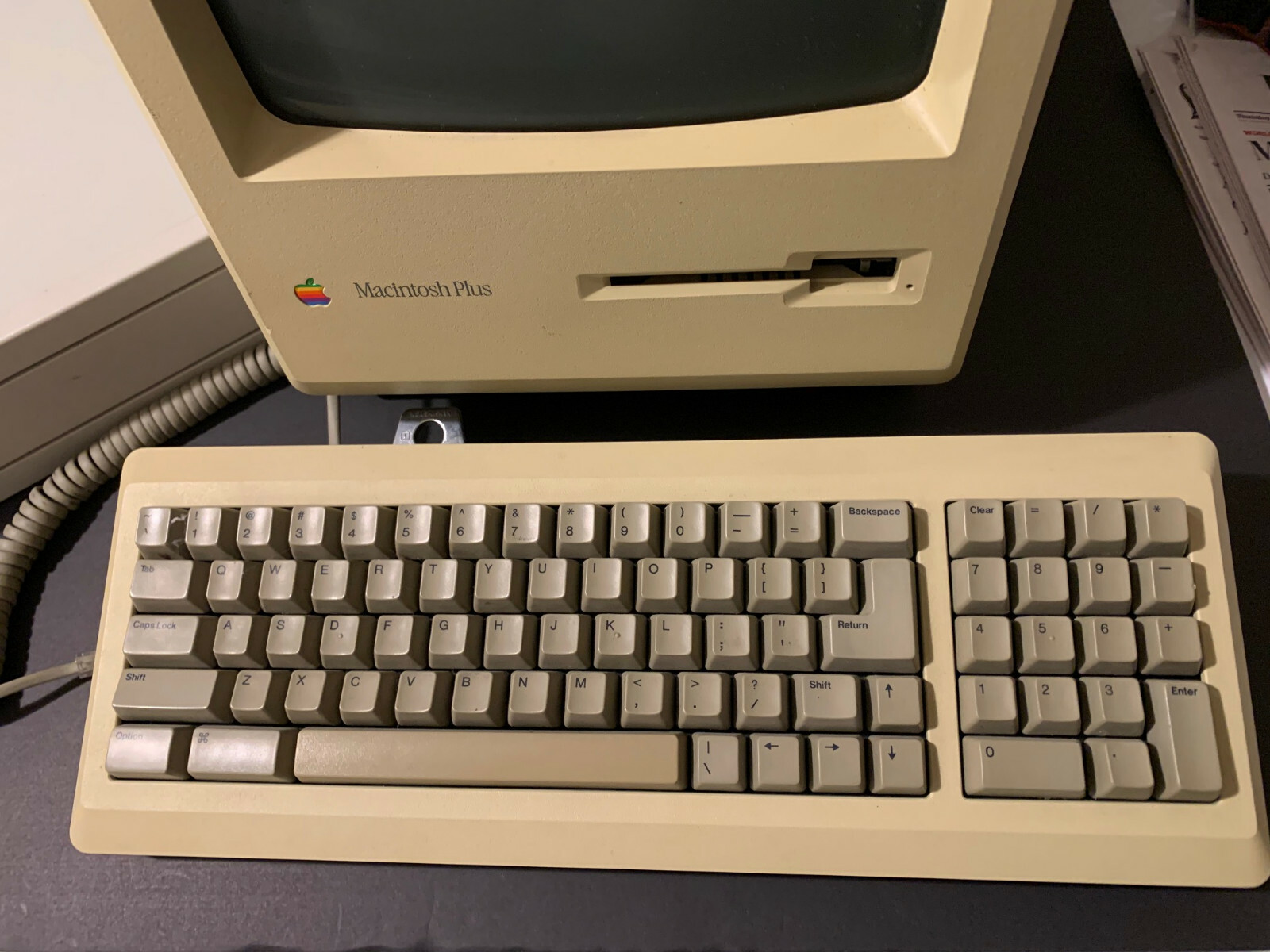 APPLE MACINTOSH PLUS 1MB M0001A WITH CMS EXT SD30U HARD APPLE MACINTOSH PLUS 1MB M0001A WITH CMS EXT SD30U HARD