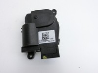 Tesla Model S Palladium 21-25 Stellmotor für Heizung Gebläse Tesla Model S Palladium 21-25 30.07.2024 1500827-00-A... Vorschau 4