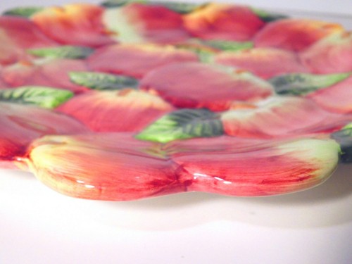 Decorative Plate, Raised Relief, Apple theme, Scalloped and beautiful design; 7