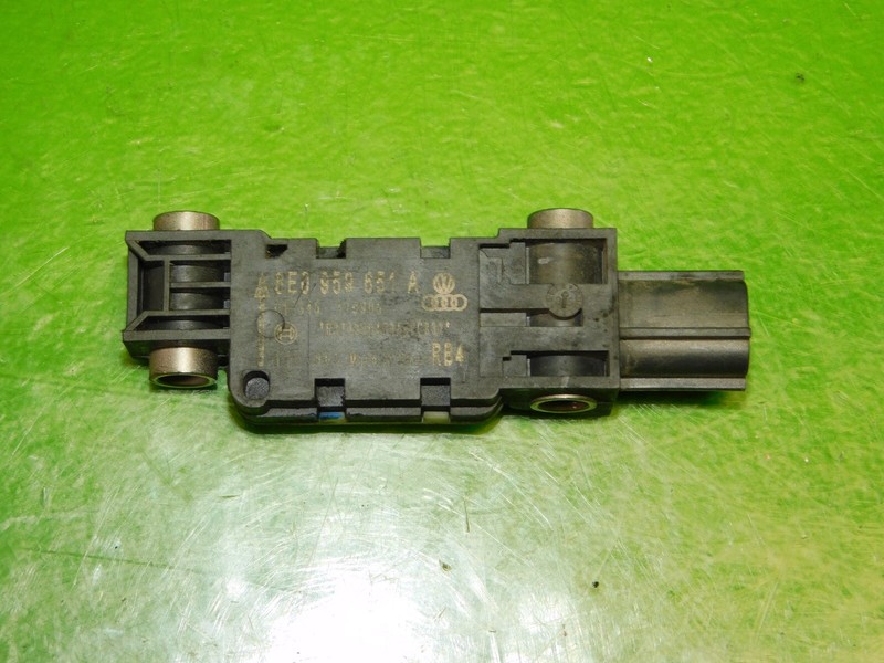 05-08 Audi A4 OEM 8E0959651A front crash impact sensor left OR right ONE