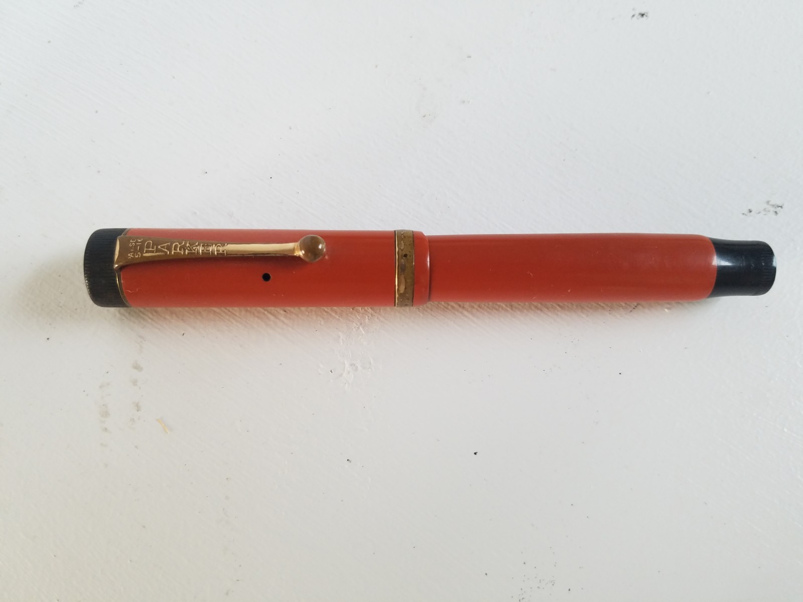 Antique Vintage PARKER DUOFOLD JR. LUCKY CURVE FOUNTAIN PEN Antique Vintage PARKER DUOFOLD JR. LUCKY CURVE FOUNTAIN PEN