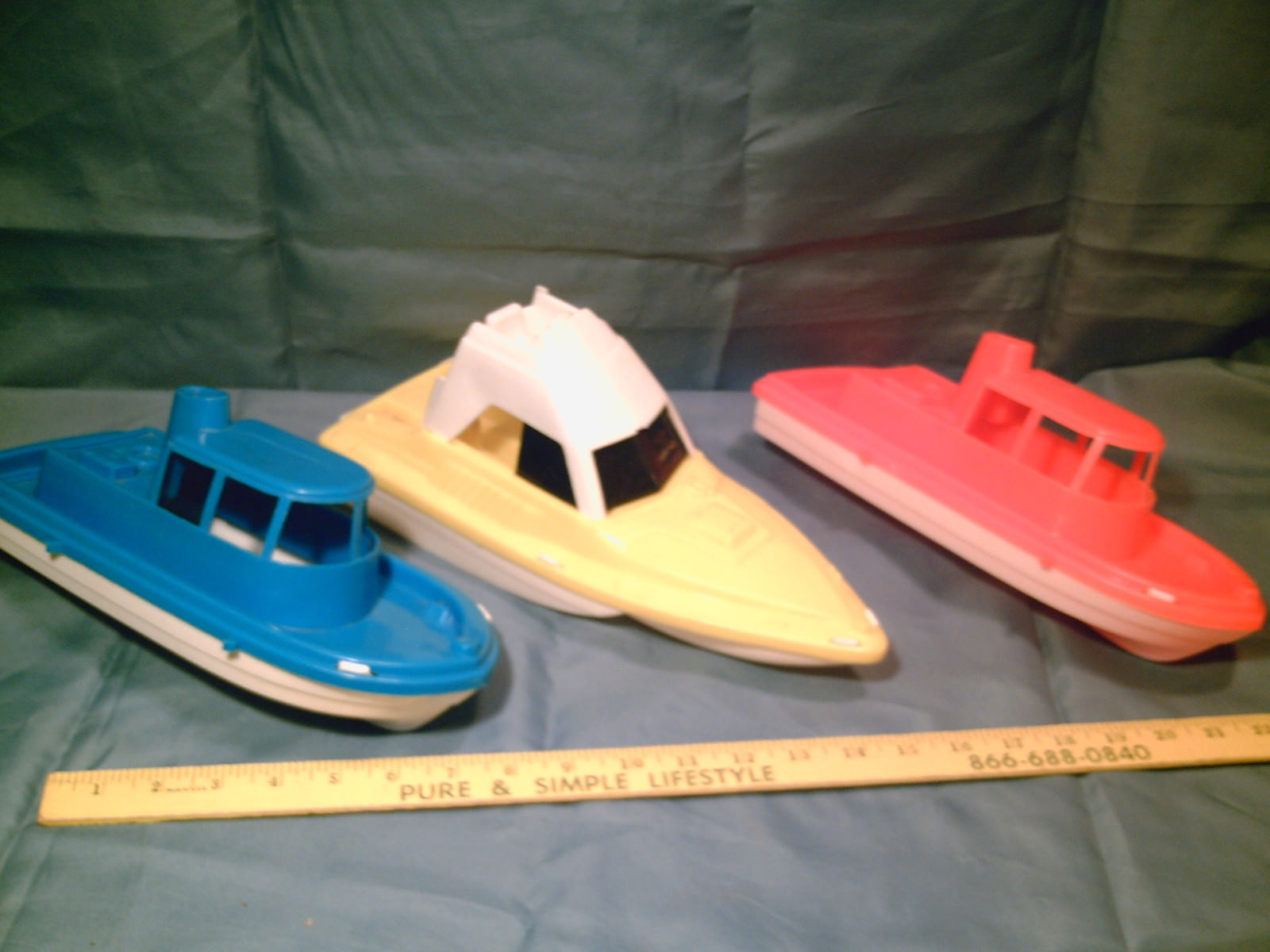 VTG! GAY TOYS INC/AMLOID (Lot of 12) BUCKETS & BOATS Bathtub Beach Sandbox Water