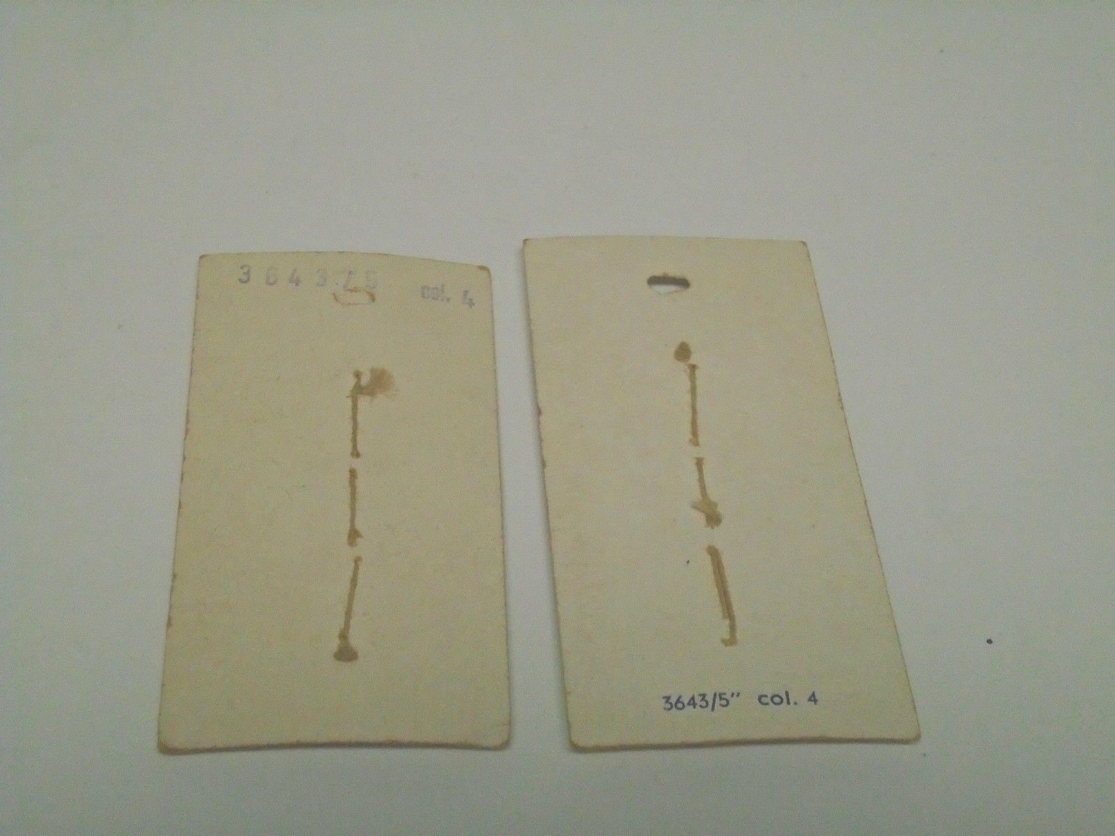 Vintage Sewing Buttons Suttons by Schwanda 2 Cards 1/4