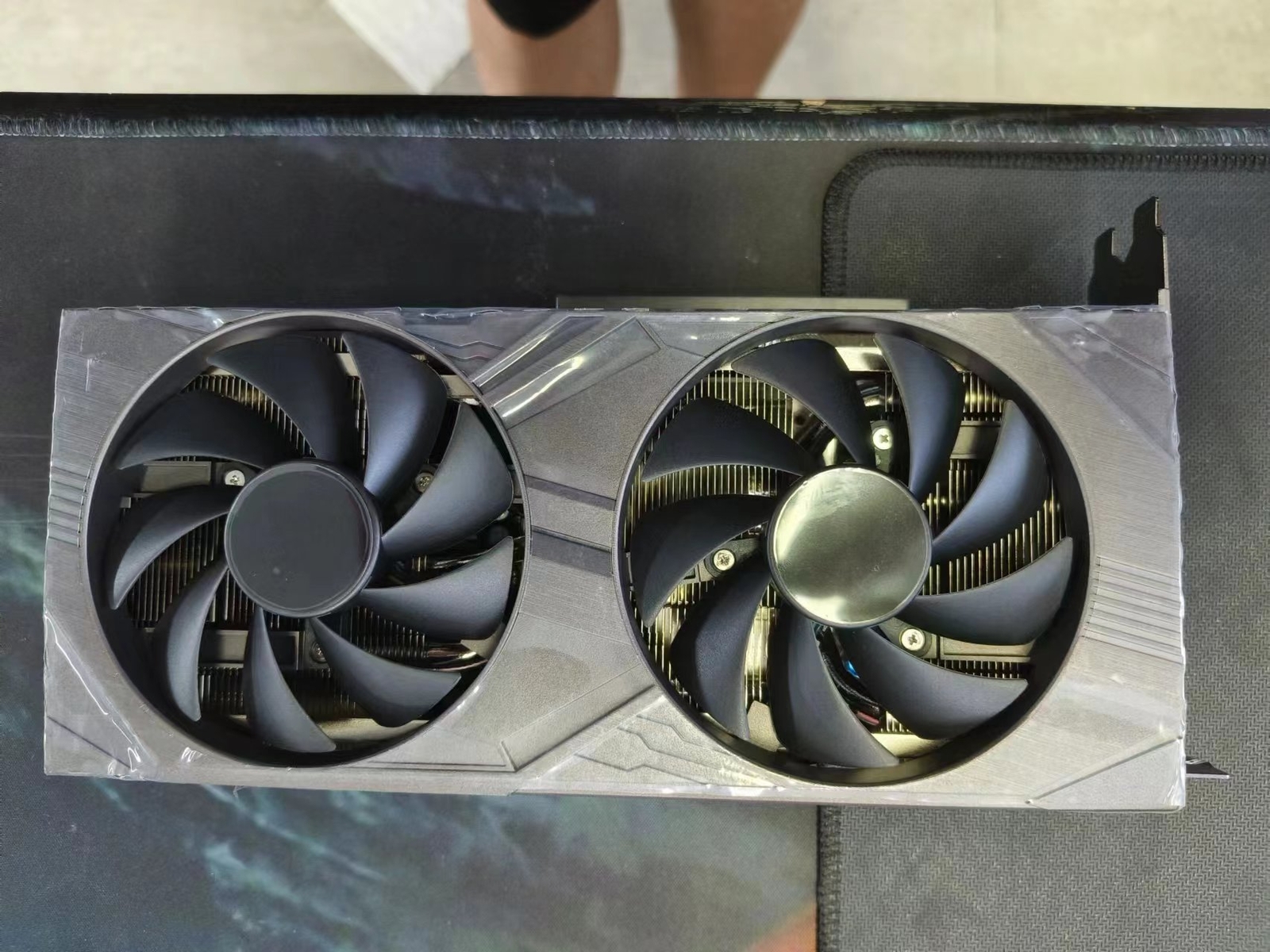 【DD SP】　3060ti EVGA GeForce RTX 3060 Ti FTW3 Ultra Gaming, 08G-P5-3667-KR