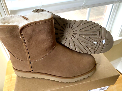 Ugg women's top boots size 6