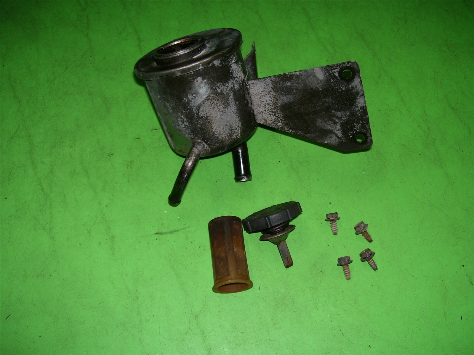 85 300ZX Z31 2+0 Turbo VG30T Power Steering Reservoir Tank