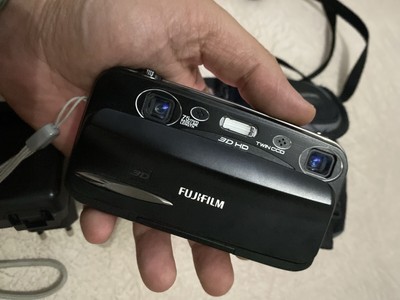 Fujifilm FinePix REAL 3D W3 10.0MP Digital Camera - Black