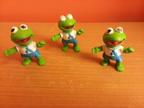 Vintage 1986 Muppets Babies Kermit The Frog Roller Skating PVC Figure Lot of 5