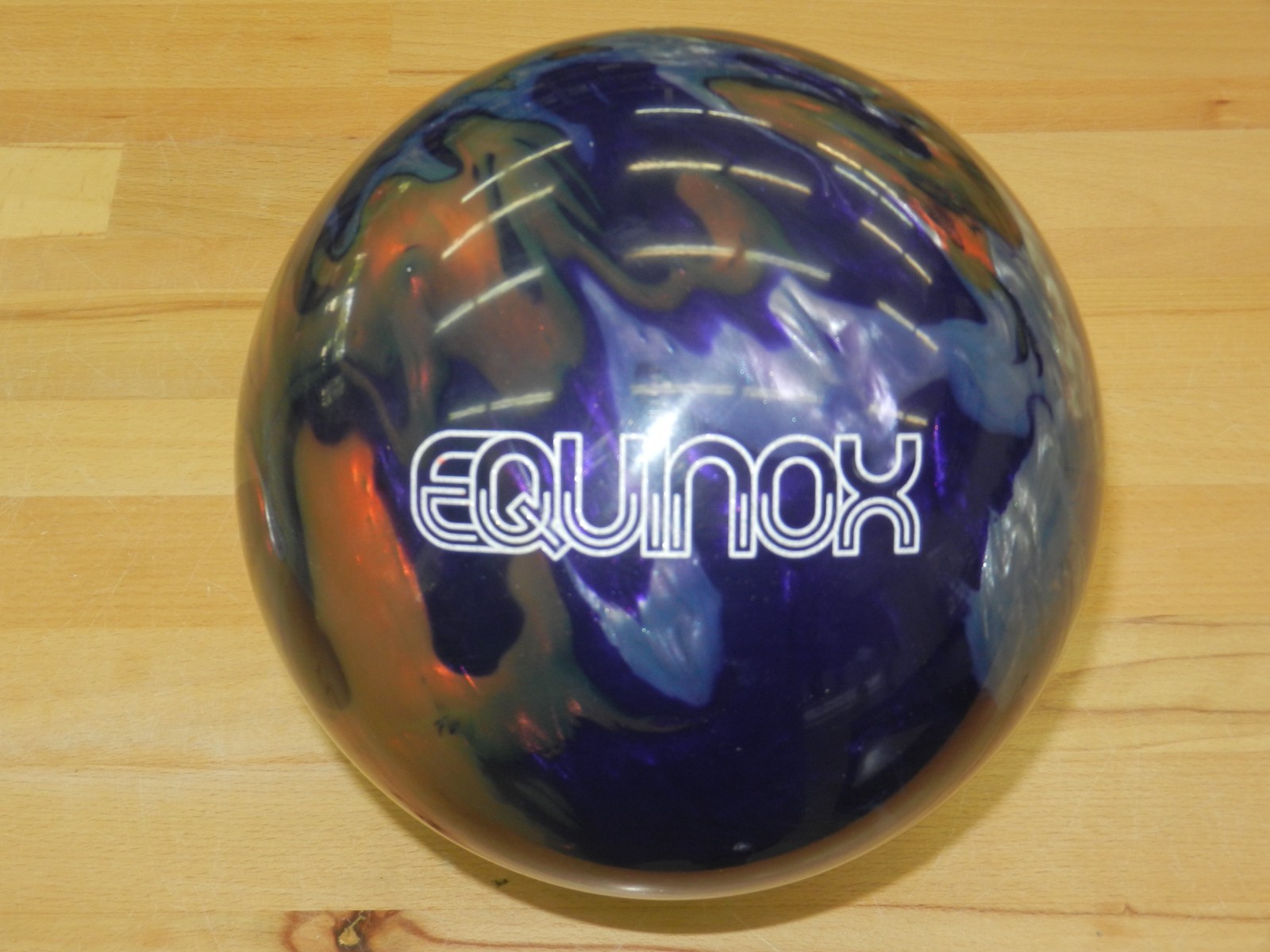 NIB 12# Storm Equinox Bowling Ball w/Specs of 12.3/2.5-3