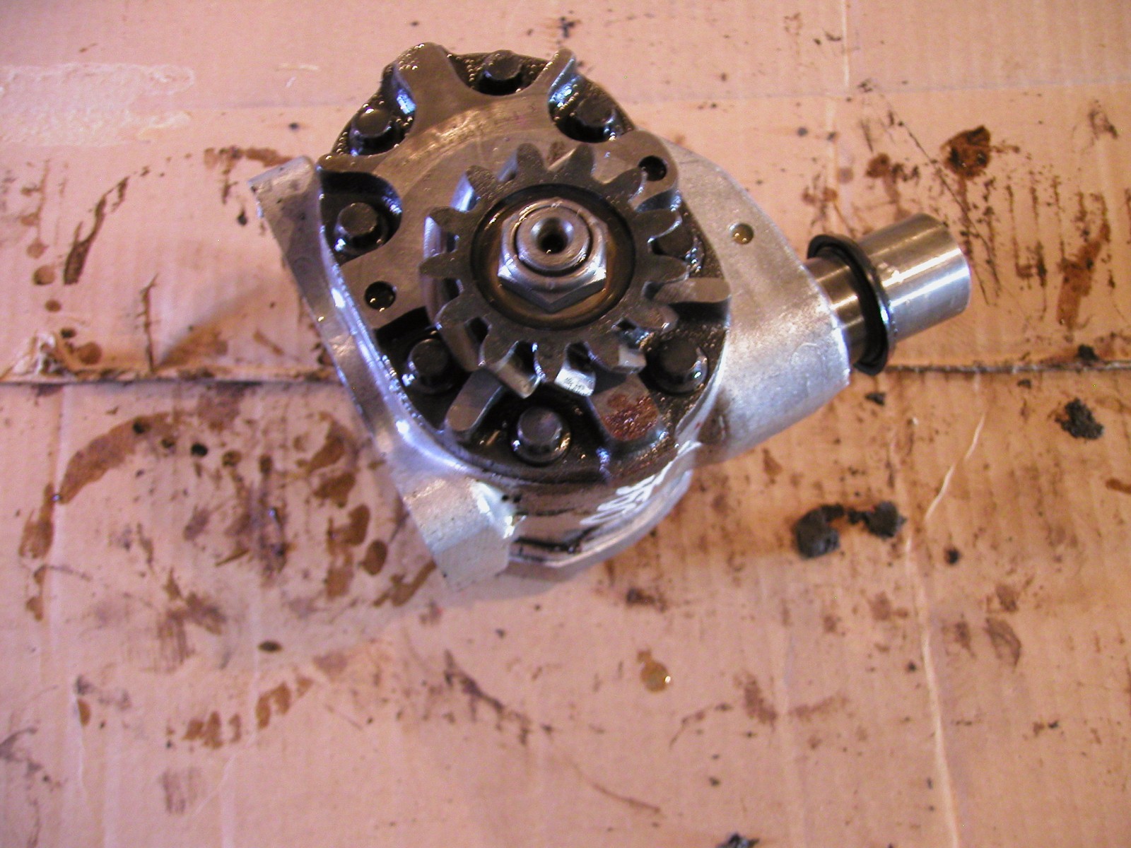 Farmall 460 560 rowcrop Tractor IHC GOOD WORKING hydraulic pump & gear